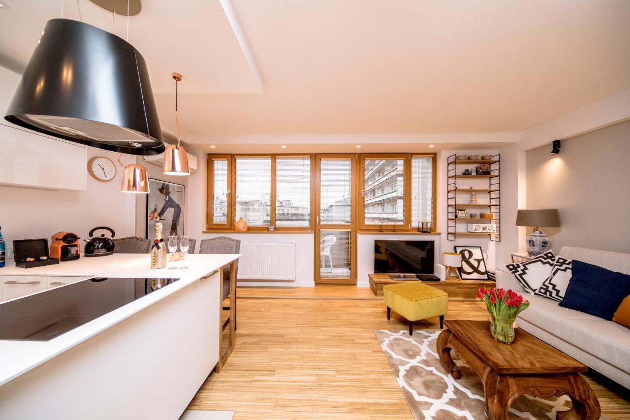 Golden Apartment With Air Condition By Your Freedom Varşovia Exterior foto