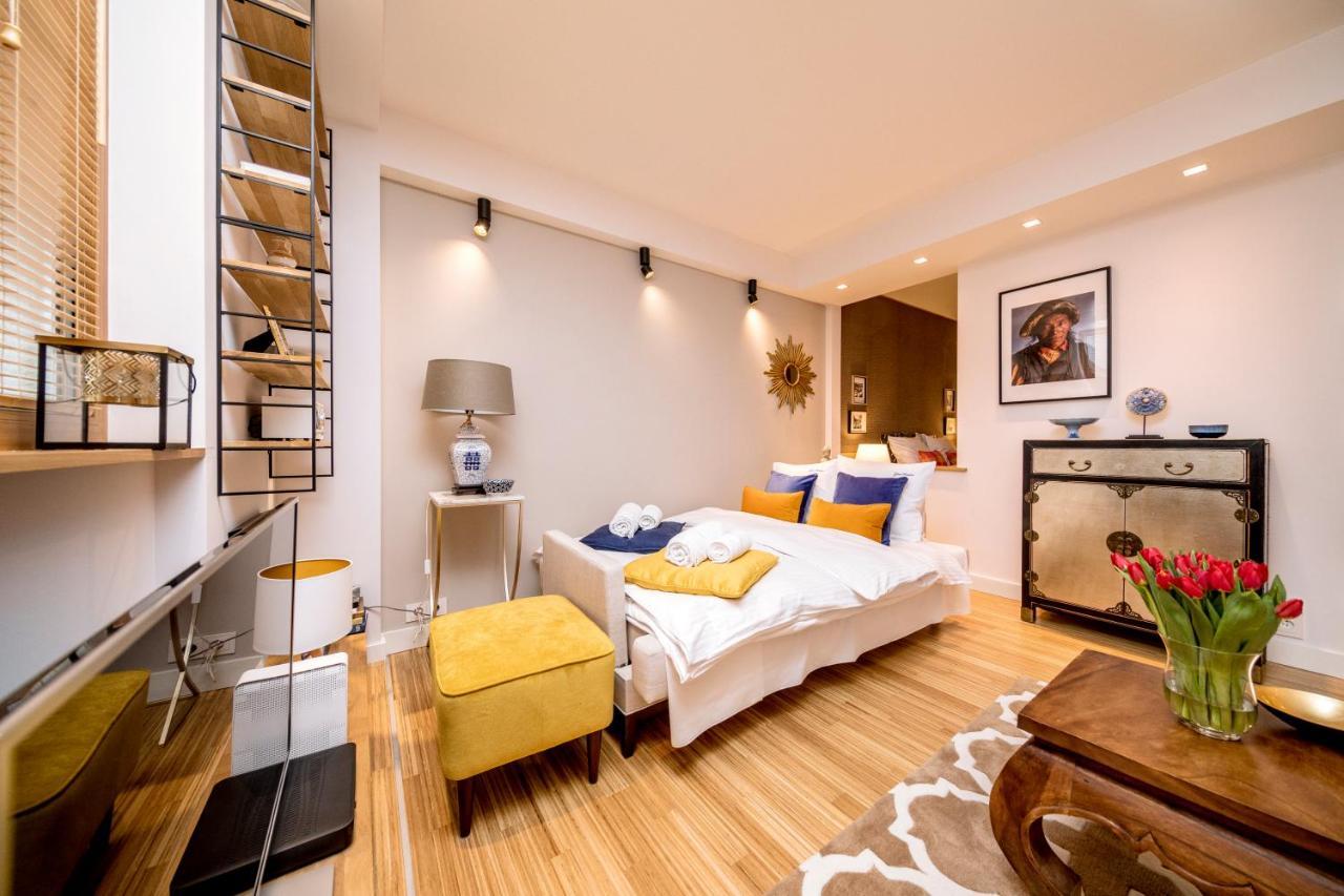 Golden Apartment With Air Condition By Your Freedom Varşovia Exterior foto